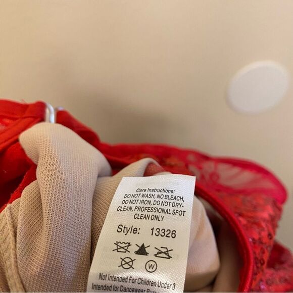 WEISSMAN Dance red tutu Fallin' In Love
13326 This Is Me 12205 MC 10/12 - Picture 9 of 13